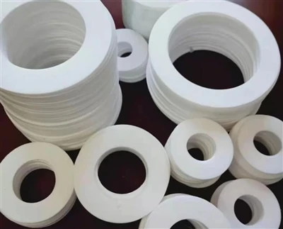 Qu'est-ce que le matériau PTFE ?